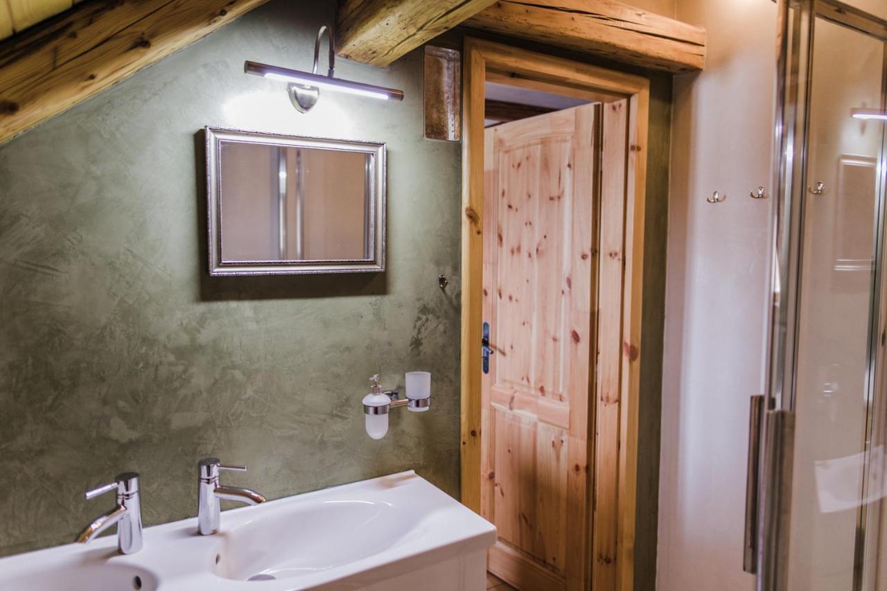 Krasna Samota Hotel Chřibská Buitenkant foto